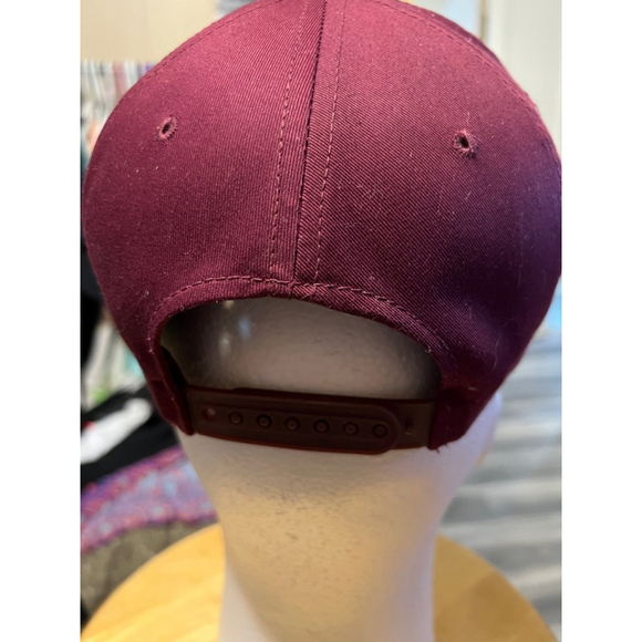 Unisex YoungAn Hat Co. Ltd. Hat One Size Maroon - Picture 4 of 7